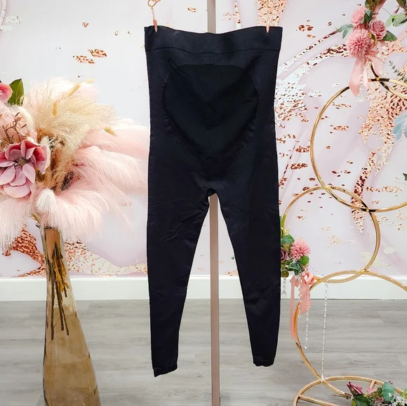 Maternity Athletic Leggings, Shorts and Shirts Lot, size Maternity XS-S - Picture 12 of 14